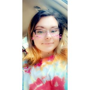 Meet your Posher, Alanna